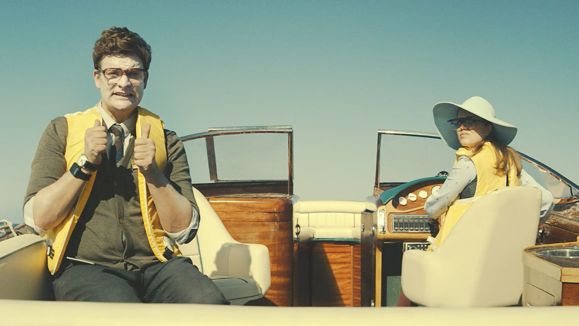 M D N A advert still